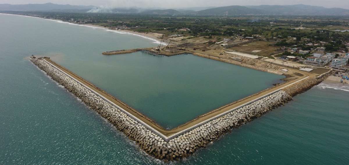 La obra tiene un avance del 65%. Acoger&aacute; a 350 fibras y 15 naves nodrizas.