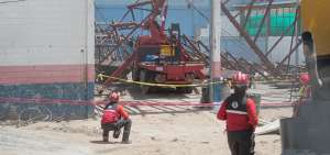 Los socorristas del Cuerpo de Bomberos fueron informados alrededor de las 10:20. Cerca de 20 obreros trabajaban en la obra cuando cay&oacute; el techo. 