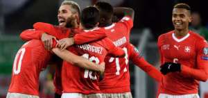 Suiza se clasifica al Mundial tras empatar con Irlanda del Norte