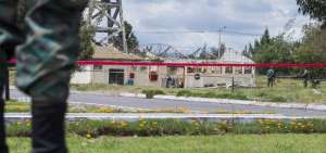 El acceso a la bodega donde se produjo la explosi&oacute;n fue restringido por la Fiscal&iacute;a y Criminal&iacute;stica para recuperar evidencias.