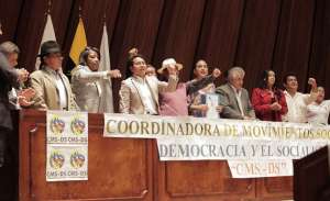 La Coordinadora entreg&oacute; un manifiesto a la titular del Legislativo. Foto: Asamblea Nacional