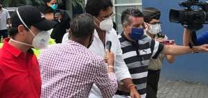 Al prefecto del Guayas, Carlos Luis Morales, se le dict&oacute; prohibici&oacute;n de salida del pa&iacute;s y uso de dispositivo de vigilancia electr&oacute;nica.