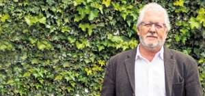 H&eacute;ctor Abad Faciolince: &laquo;Me gustar&iacute;a que Colombia sea un pa&iacute;s m&aacute;s aburrido, menos excitado&raquo;