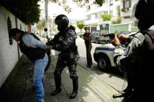 Una de las estrategias estatales contra la delincuencia es mayor presencia policial comunitaria en los barrios. Fernando Sandoval / El Tel&eacute;grafo