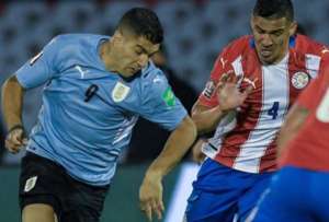 Conmebol acept&oacute; error en el Uruguay vs. Paraguay y suspendi&oacute; a los &aacute;rbitros