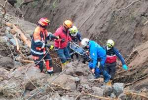 Cuerpo rescatado en Alausí