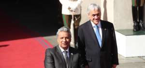 El presidente Len&iacute;n Moreno junto con su hom&oacute;logo chileno, Sebasti&aacute;n Pi&ntilde;era, en Santiago de Chile, donde se realiz&oacute; la cita de mandatarios de la regi&oacute;n.