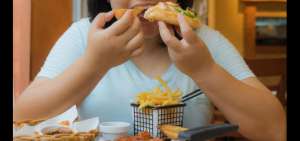 Un estudio asocia una dieta inadecuada con un mayor riesgo de sufrir c&aacute;ncer colorrectal