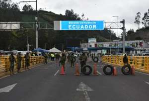 Ecuador solicit&oacute; a la Comunidad Andina reconsiderar su exigencia de derogar los aranceles binacionales