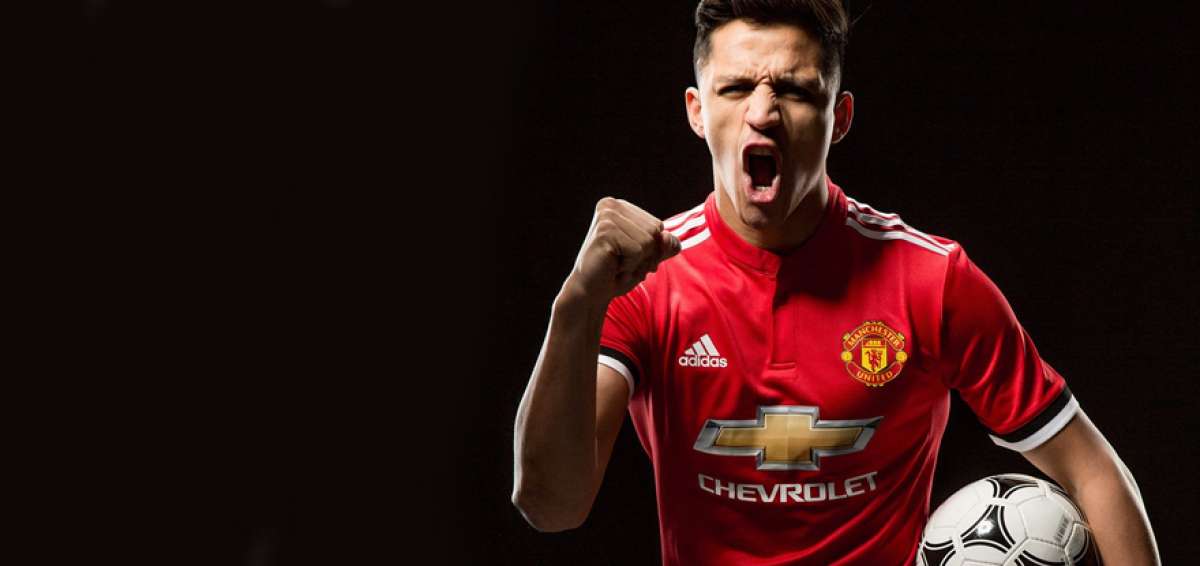 El Manchester United anunci&oacute; el fichaje de Alexis S&aacute;nchez en su cuenta Twitter.