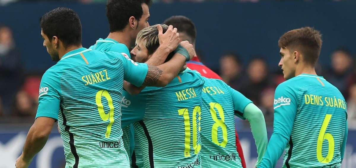 Su&aacute;rez y Messi golean a Osasuna (3-0) y meten presi&oacute;n al Real Madrid