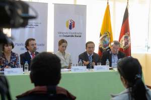 Varios secretarios de Estado explicaron los alcances de los di&aacute;logos sostenidos con actores de la EPS. Foto: &Aacute;lvaro P&eacute;rez / EL TEL&Eacute;GRAFO 