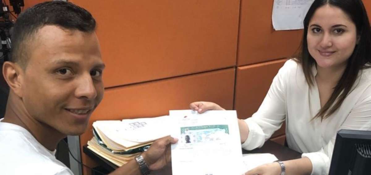 La Coordinaci&oacute;n Zonal 7 del Ministerio de Relaciones Exteriores realiz&oacute; la entrega de la primera visa electr&oacute;nica, en la ciudad de Machala.