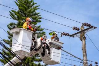 La red eléctrica sirve para más de 1.400 familias