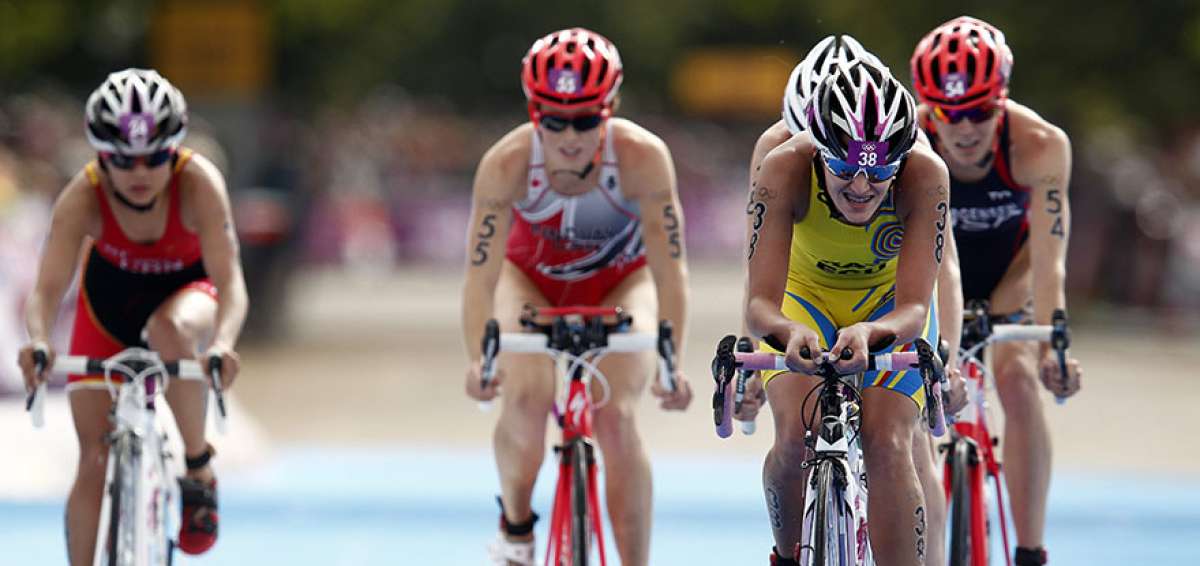 Elizabeth Bravo se mantiene como la mejor exponente &lsquo;tricolor&rsquo; del triatl&oacute;n ol&iacute;mpico; desde este a&ntilde;o en Manta comenz&oacute; a incursionar en el Ironman 70.3. 