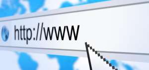 El inventor de World Wide Web cree que los errores de Facebook tienen arreglo