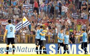 Los futbolistas uruguayos respaldan los cambios que se realizaron en la AUF. Foto: Internet.