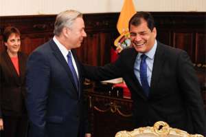 La cita del Alcalde berlin&eacute;s y el Presidente Correa tuvo lugar en el Palacio de Carondelet. Foto: John Guevara  |  El Tel&eacute;grafo