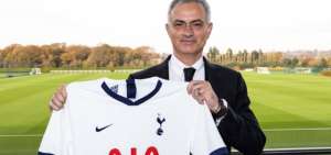 El Tottenham ficha a Jos&eacute; Mourinho por 4 temporadas