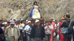Hasta finalizar el mes de agosto, los habitantes de Sicalpa mantienen diferentes actividades para el disfrute de propios y extra&ntilde;os. Foto: Elizabeth Maggi / El Tel&eacute;grafo