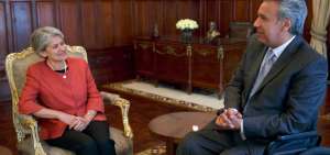  Irina Bokova, directora de la Unesco, tuvo un encuentro en Carondelet con el Mandatario ecuatoriano.