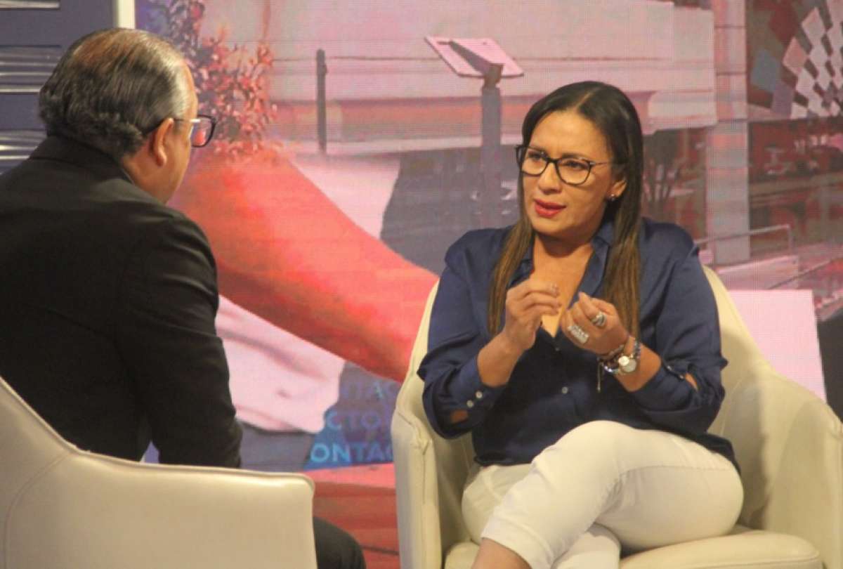 La ministra Zaida Rovira calificó a la Corte Constitucional como