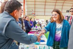 María José Pinto, vicepresidenta, cumple agenda en Argentina. 