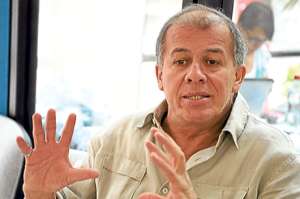 El exministro agradeci&oacute; al presidente Correa por haberlo nombrado Ministro y reiter&oacute; su voluntad y energ&iacute;a para defender el proceso. Foto: Archivo / El Tel&eacute;grafo