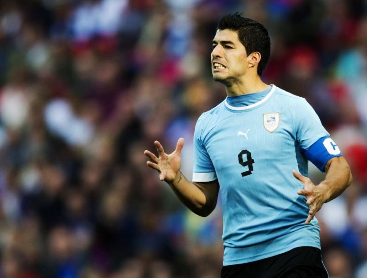 Luis Su&aacute;rez espera que se le rebaje la sanci&oacute;n para ya poder entrenar con su nuevo equipo, el FC Barcelona. Foto: AFP