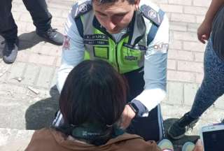 Joven evita intento de suicidio de una adolescente en el puente de Gualo en Quito
