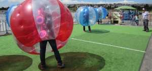 Una de las actividades que se presentaron el a&ntilde;o pasado fue el 'bubble soccer'.