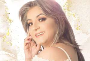 La muerte de la cantante ecuatoriana Paulina Tamayo fue confirmada a través de las redes oficiales de la artista.