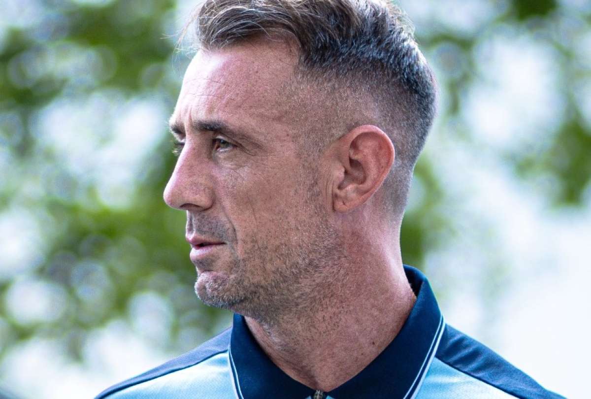 Dami&aacute;n D&iacute;az fue objetivo de una cargada por parte de Delf&iacute;n