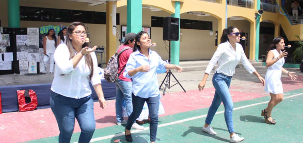 La competencia del huevo en la cuchara fue la actividad que gener&oacute; mayor atenci&oacute;n de los espectadores.