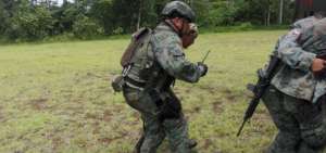Ecuador y Colombia analizan los problemas de seguridad en la zona fronteriza
