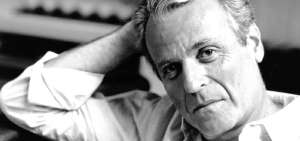 En 1964, Goldman public&oacute; un best seller, Boys and Girls Together. Entonces conoci&oacute; al actor Cliff Robertson que le hizo filmar 'As&iacute; no se trata a una dama'