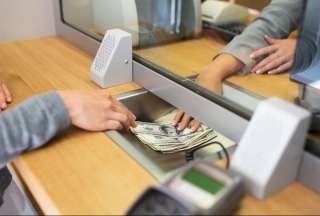  La Asobanca sugiere el uso de la banca en línea a los usuarios durante el feriado del 24 de mayo en Ecuador. 