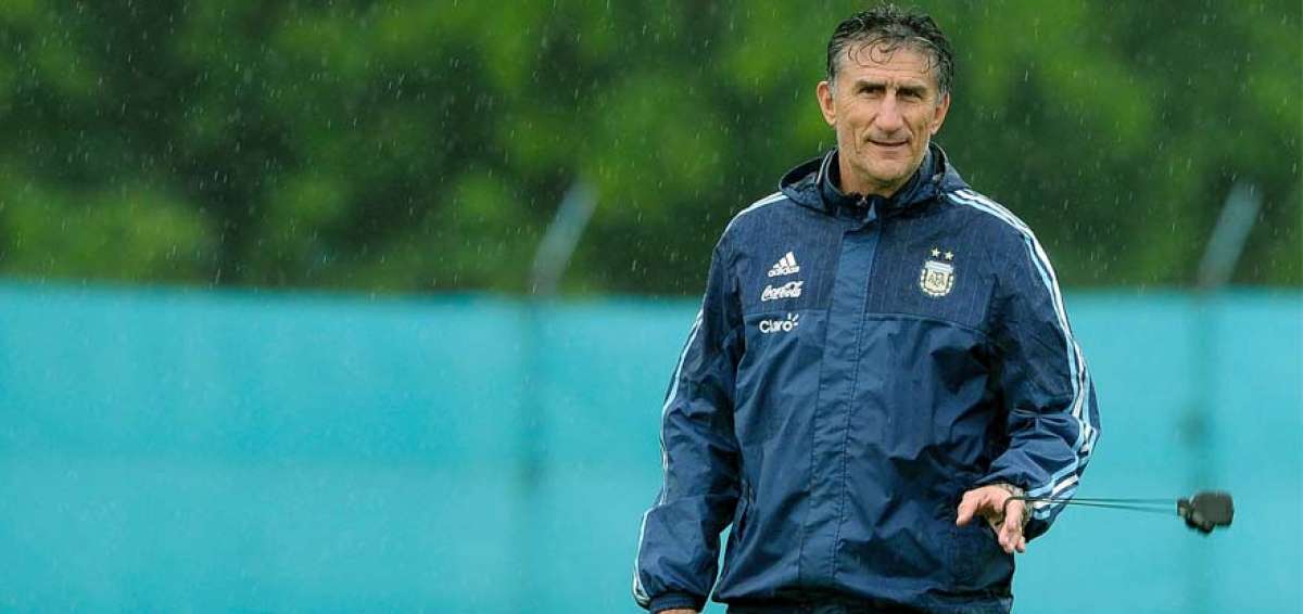 Desde que asumi&oacute; el cargo a mitad de a&ntilde;o, Edgardo Bauza gan&oacute; solo uno de los cinco partidos que dirigi&oacute;, empat&oacute; dos y perdi&oacute; otro par.