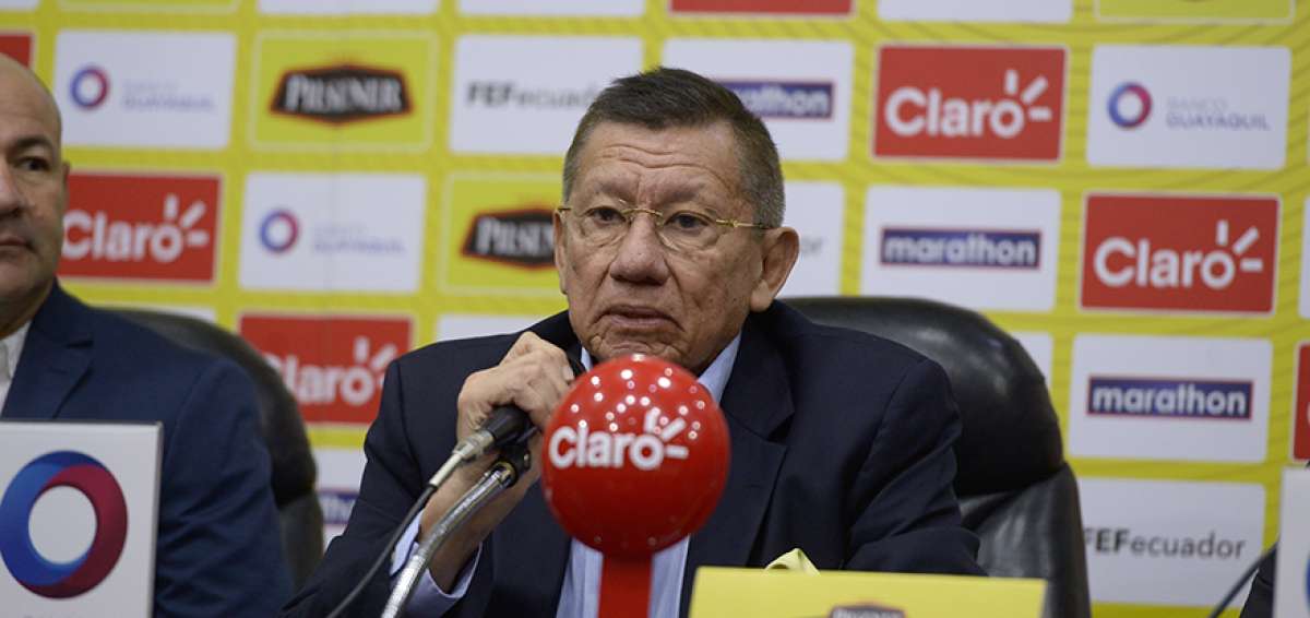 Carlos Villac&iacute;s, presidente de la Federaci&oacute;n Ecuatoriana de F&uacute;tbol, terminar&aacute; su per&iacute;odo en enero de 2019; a&uacute;n no decide si se postular&aacute;.
