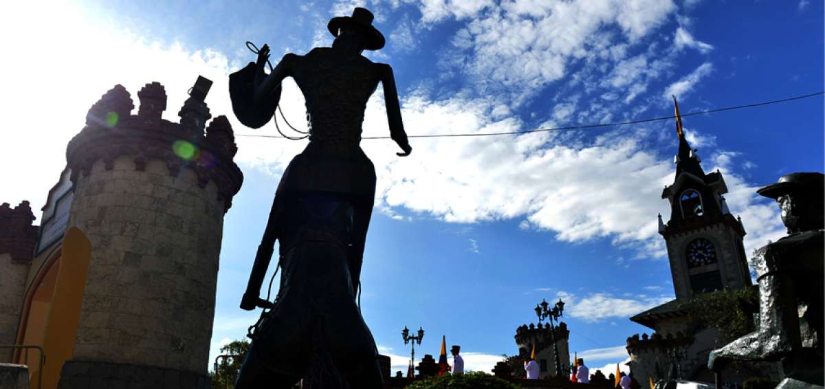 La ciudad de Loja busca mediante un proyecto aglutinar todos los aspectos culturales de la ciudad, para fomentar y difundir el pa&iacute;s en el extranjero.