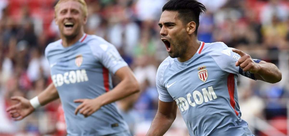 Falcao firma el primer triplete de la temporada en la liga francesa