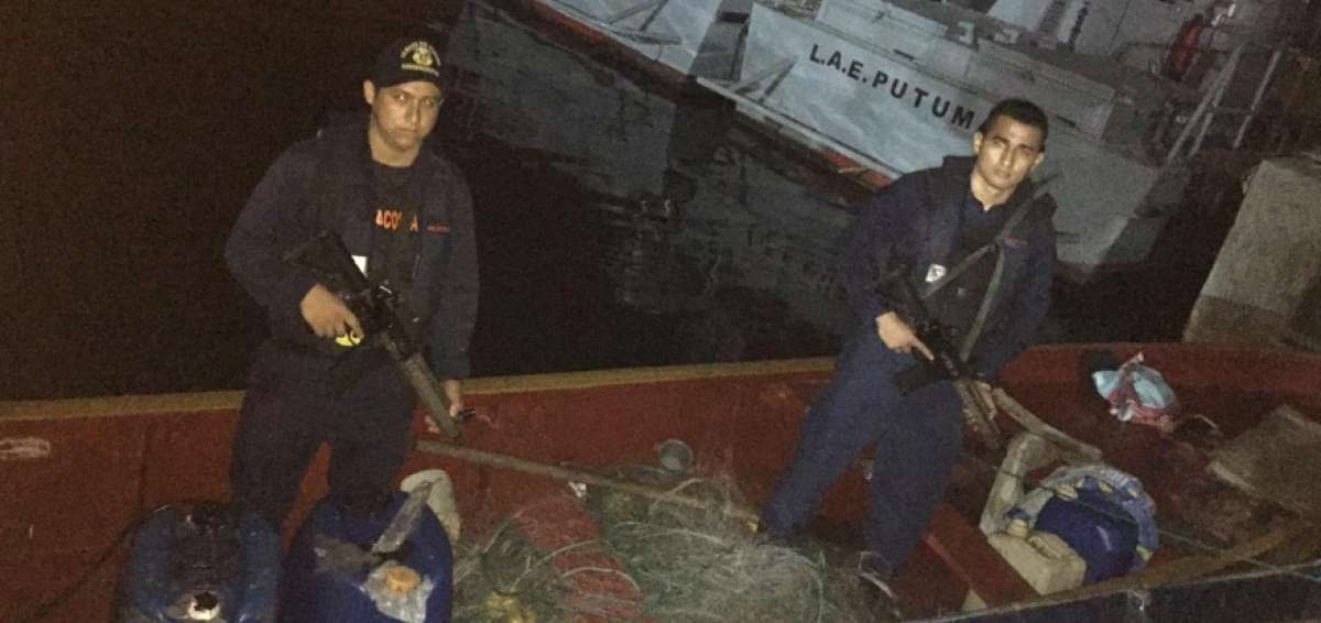 Personal de la Armada aprehendi&oacute; una embarcaci&oacute;n de presuntos 'piratas del Golfo'.