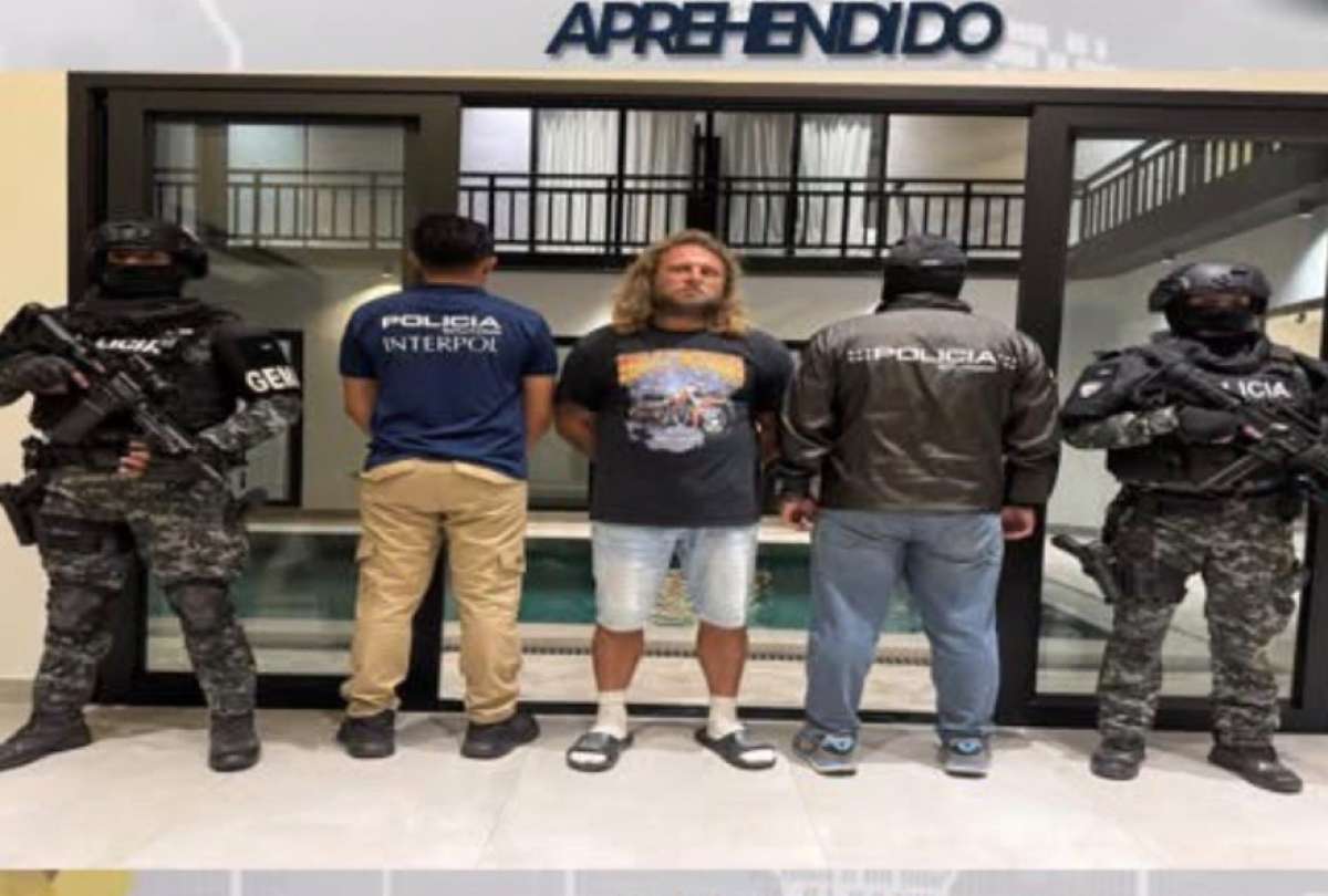 Las autoridades sostienen que el Polaco habr&iacute;a servido como enlace entre la mafia albanesa, organizaciones criminales ecuatorianas y grupos irregulares de Colombia para el env&iacute;o de droga hacia Europa.