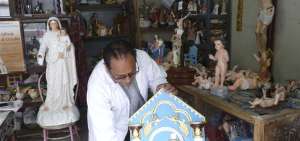 A sus 76 a&ntilde;os, Segundo Vicente Ra&uacute;l Naspud sigue elaborando figuras en madera, actividad que aprendi&oacute; cuando ten&iacute;a 13 a&ntilde;os y que se ha convertido en su forma de vida