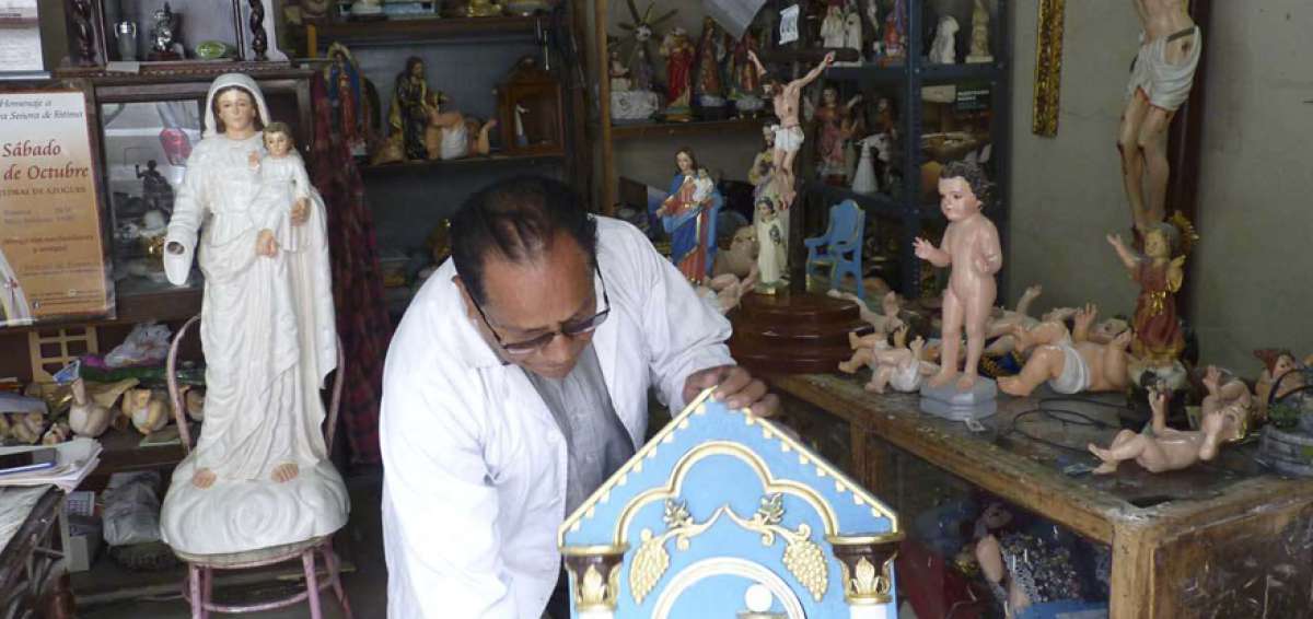 A sus 76 a&ntilde;os, Segundo Vicente Ra&uacute;l Naspud sigue elaborando figuras en madera, actividad que aprendi&oacute; cuando ten&iacute;a 13 a&ntilde;os y que se ha convertido en su forma de vida