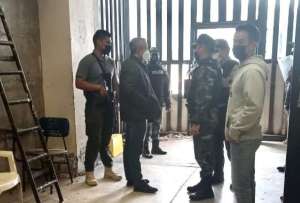 12 ppl fallecieron por motín en cárcel del Turi