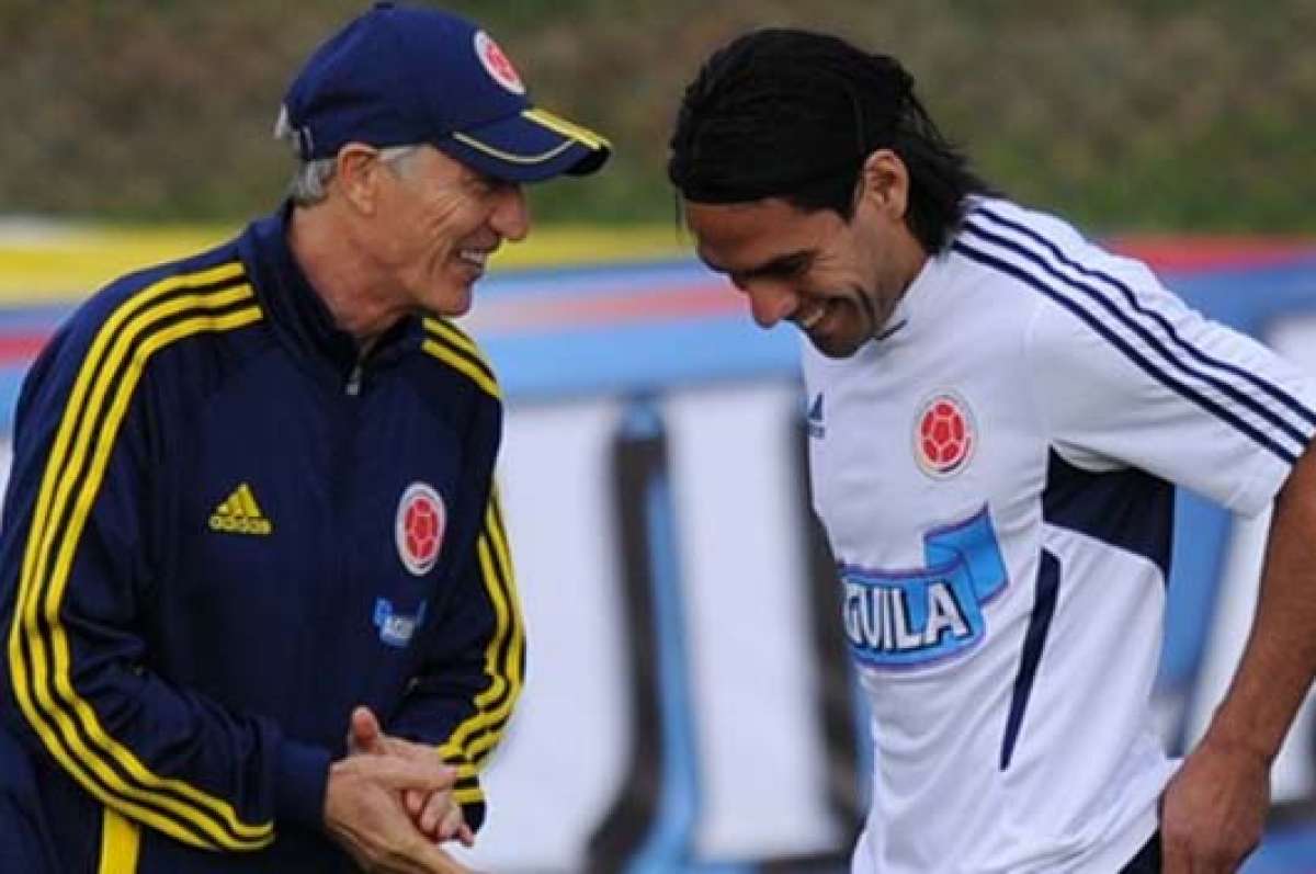 Jos&eacute; P&eacute;kerman (i.) lleg&oacute; en 2012 a dirigir a la selecci&oacute;n colombiana cuando las eliminatorias ya hab&iacute;an empezado. Foto: Archivo