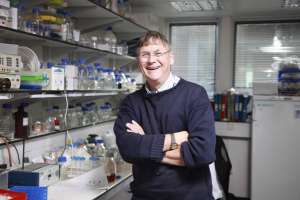 Timothy Hunt emiti&oacute; comentarios que fueron muy mal recibidos por parte de las cient&iacute;ficas del mundo. Foto: Internet 