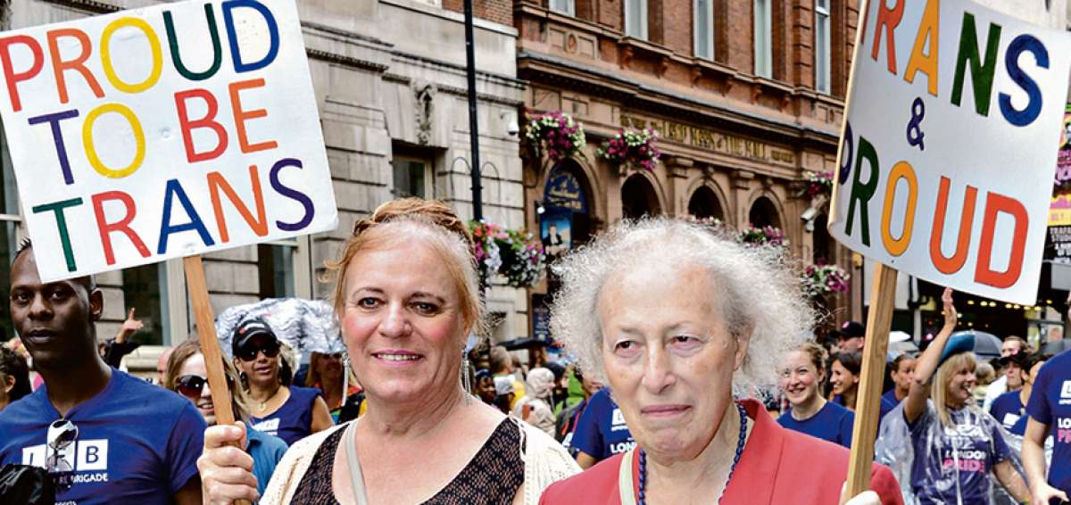 La legislaci&oacute;n de Inglaterra y Gales, en 1967, despenaliz&oacute; las relaciones homosexuales desde los 21 a&ntilde;os.