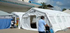 Centenares de heridos dej&oacute; el terremoto cuyo epicentro fue entre Manab&iacute; y Esmeraldas. M&eacute;dicos nacionales y extranjeros dieron ayuda a las v&iacute;ctimas.